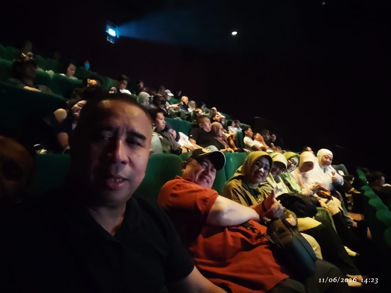 Mengenang Warkop DKI lewat Gelak Tawa: Agenda Nobar Seru ExSosat ILUNI 34'85 di Blok M Square