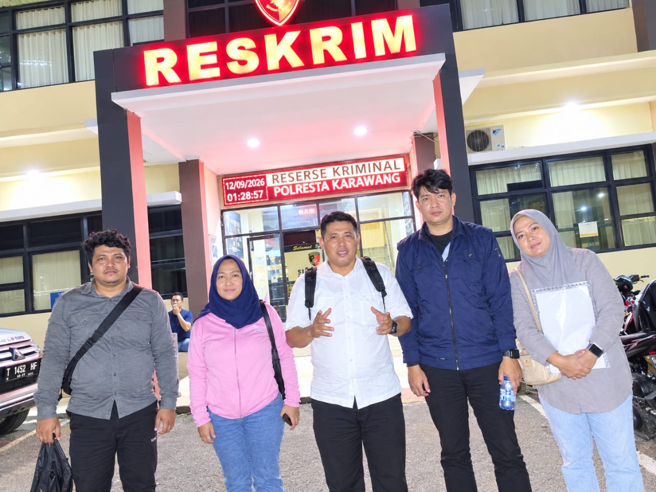 Dua Warga Karawang Laporkan Perempuan Berinisial NA ke Polisi, Total Kerugian Diduga Capai Ratusan Juta